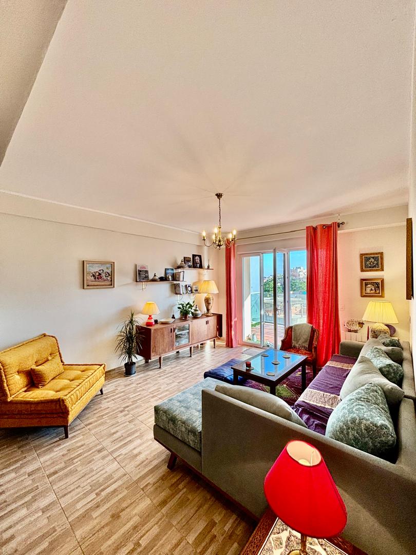 F3 cosy - Résidence el mouradia